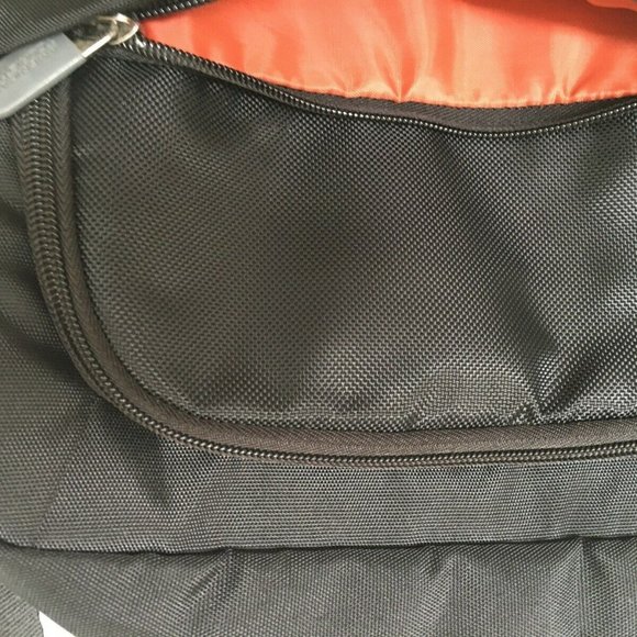 American Tourister Laptop Bag Expands Black - Picture 9 of 12